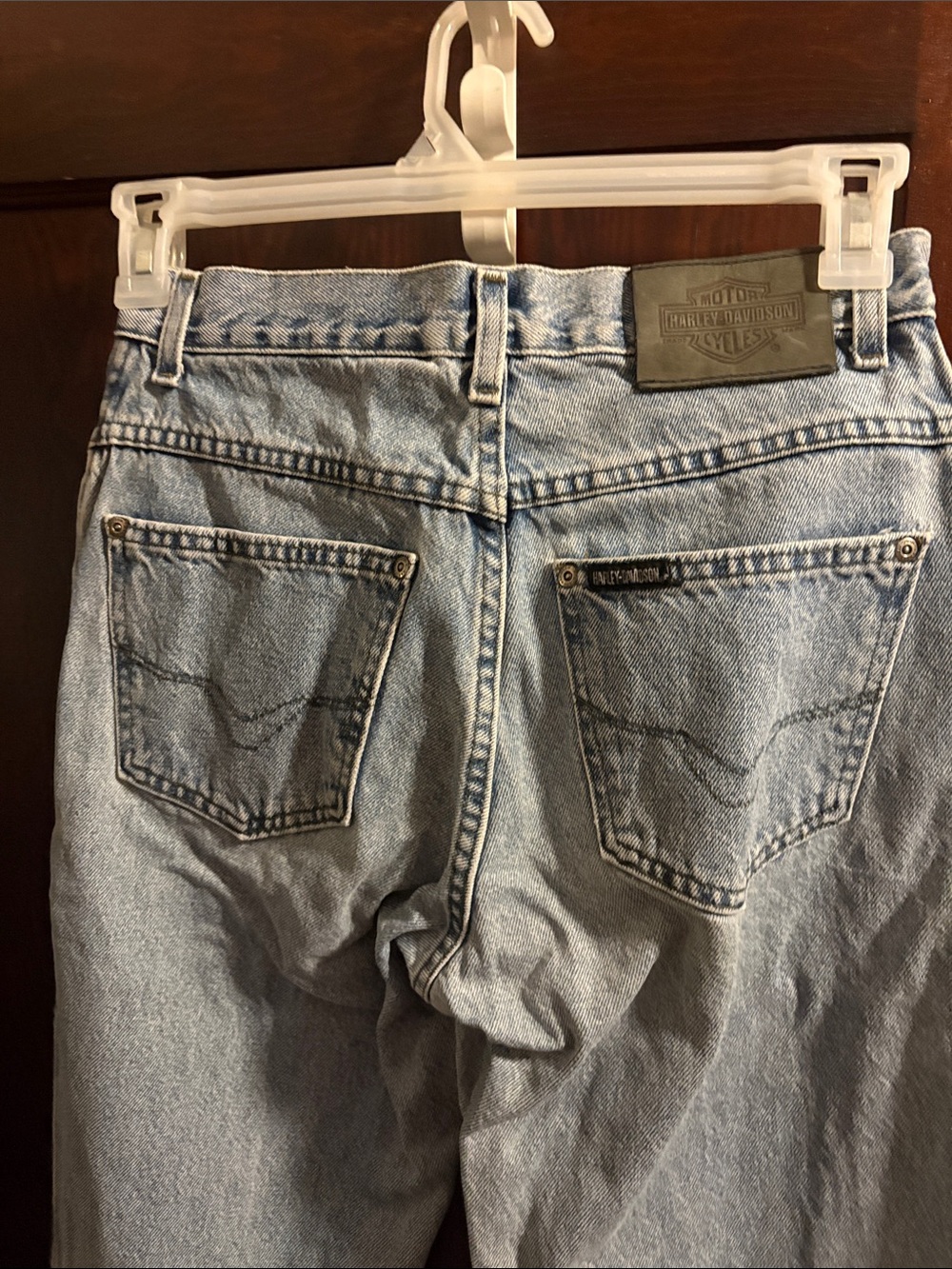 Harley-Davidson woman’s Light Blue Relaxed Denim Jeans size 6 long tag removed